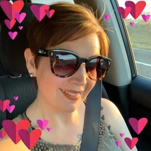 Meet your Posher, Lacy